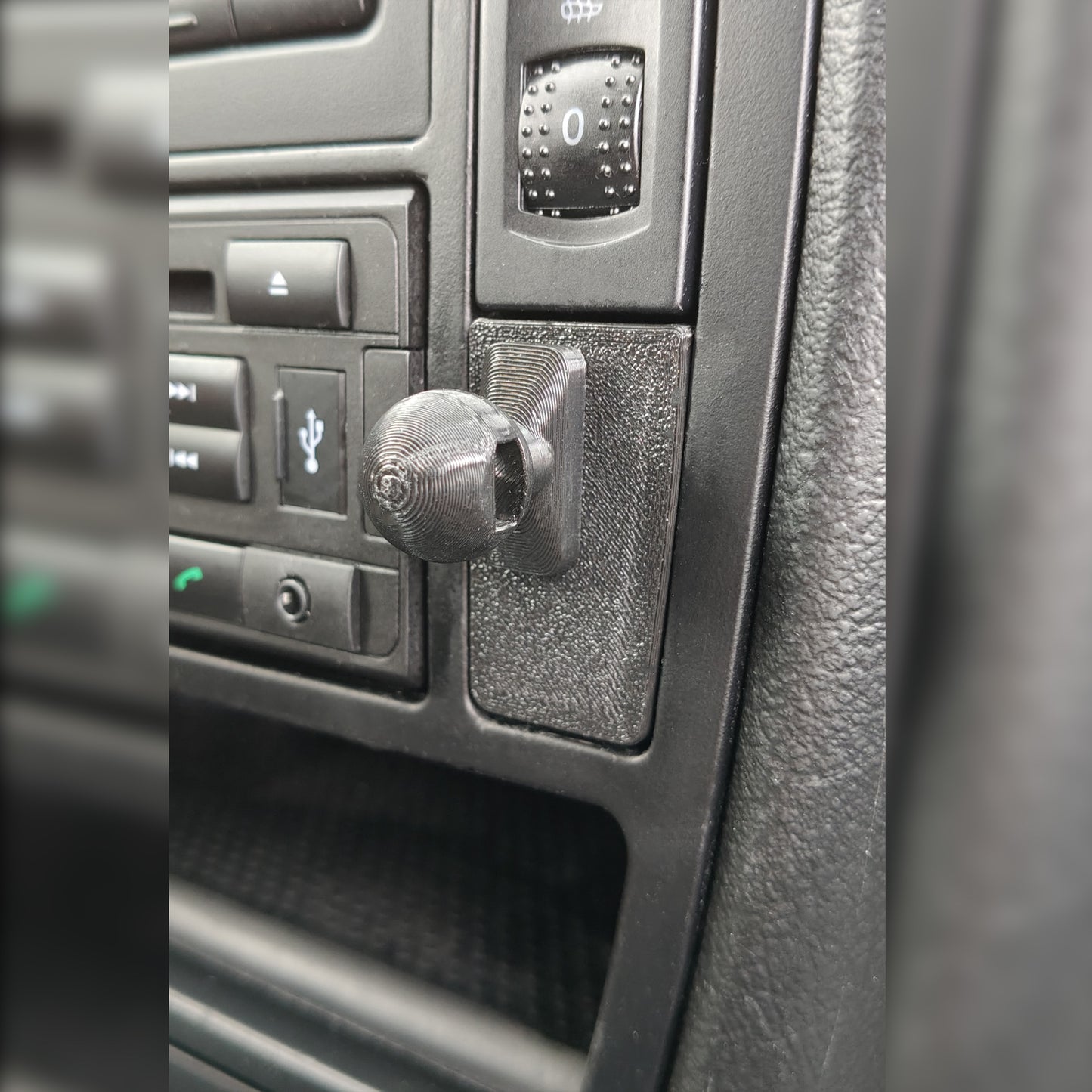 Uchwyt na telefon do VW Passat B5 / Sharan / Alhambra / Ford Galaxy