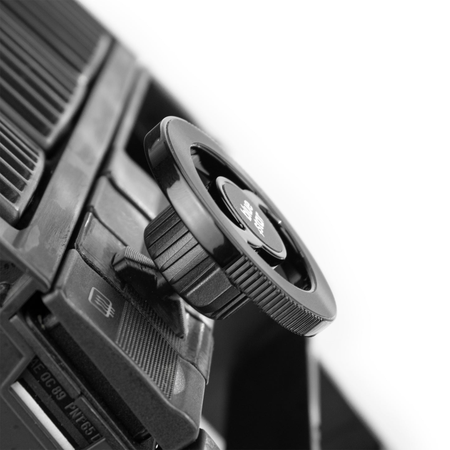 Magnetyczny uchwyt na telefon do Audi 80 / 100 / A6